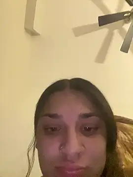treasurebabii ওয়েবক্যাম শো