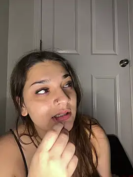 عرض كام treasurebabii