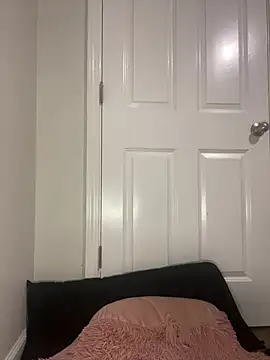 treasurebabii Show in webcam
