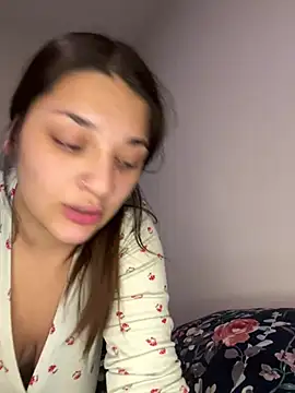 Show modela treasurebabii na web-kameri