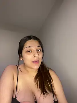 Show de treasurebabii na webcam