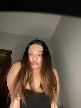 treasurebabii Webcam Show