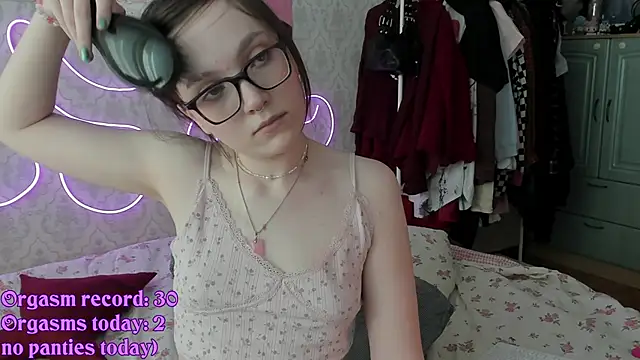 RileyNymph's Webcam Show