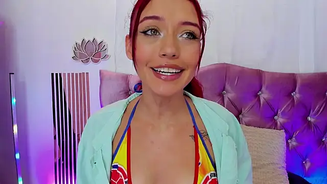 Cherry_Scarlet_'s Live XXX Chat