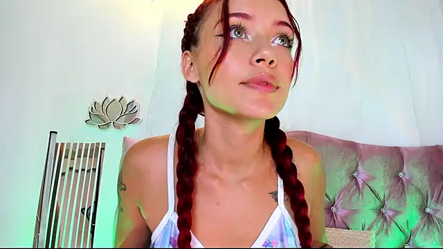 Chatroom XXX en direct de Cherry_Scarlet_