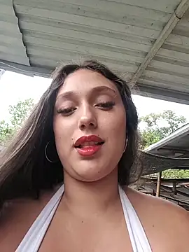 Naughty-Samanta- Show in webcam