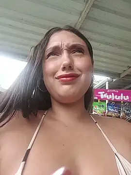 Naughty-Samanta- Show in webcam