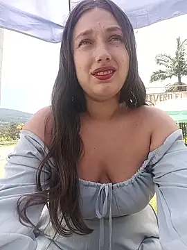 โชว์เว็บแคมของ Naughty-Samanta-