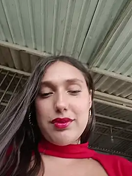 Naughty-Samanta- Show in webcam