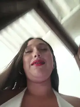 Naughty-Samanta- 网络视讯表演