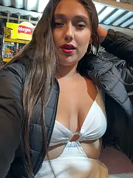 Naughty-Samanta- Show Webcam