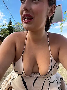 Naughty-Samanta-'s Live Chat Room