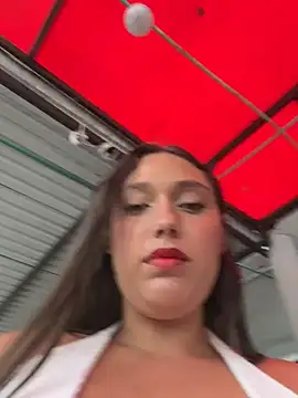 Naughty-Samanta-: διαδικτυακό σόου στην κάμερα