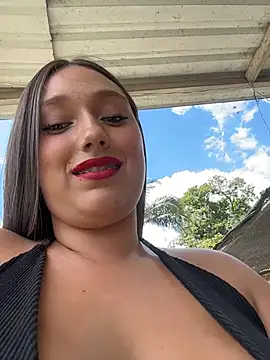 Naughty-Samanta- 在線直播表演