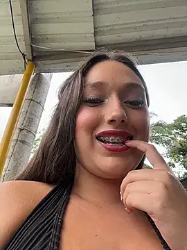 Bilik Sembang Langsung Naughty-Samanta-