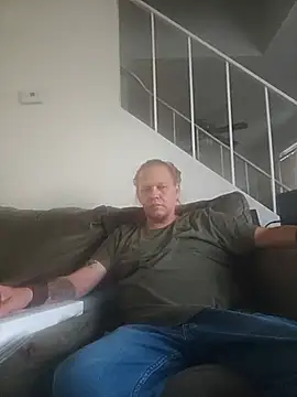 yourMasterisBored Webcamshow