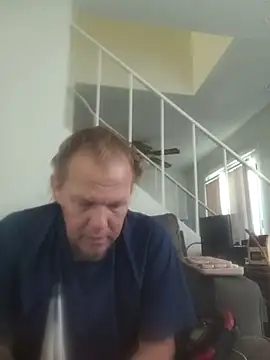 yourMasterisBored's Webcam Show