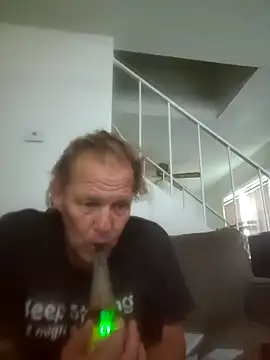 yourMasterisBored Show in webcam