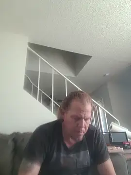 yourMasterisBored's Webcam Show