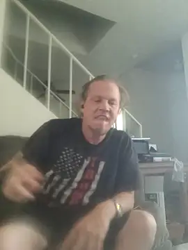 yourMasterisBored Show in webcam