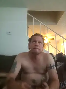 yourMasterisBored's Webcam Show