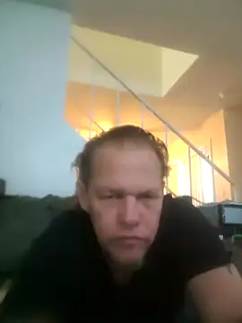 yourMasterisBored's Webcam Show