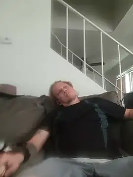 yourMasterisBored Show in webcam