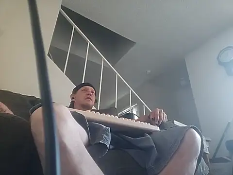 عرض كام yourMasterisBored