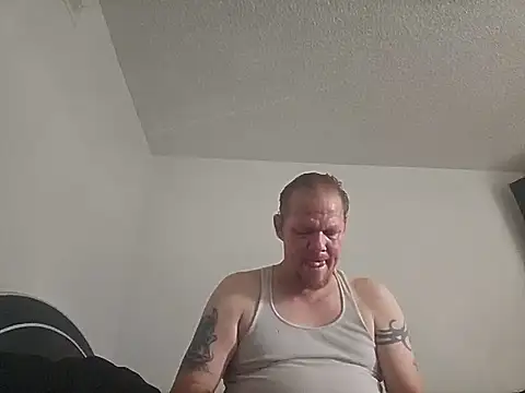 yourMasterisBored Show Webcam