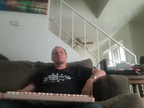 yourMasterisBoredのウェブカメラショー