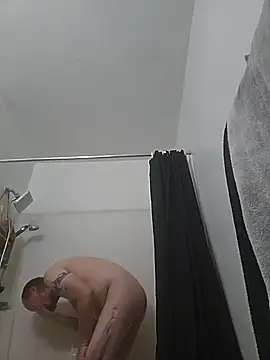 yourMasterisBored's Webcam Show