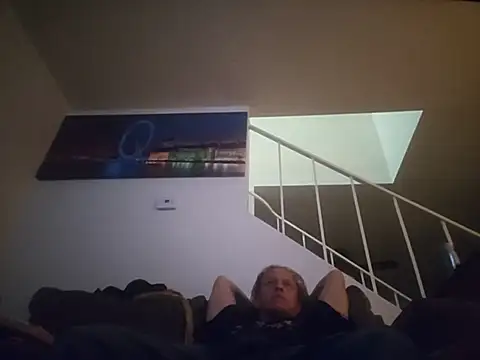 yourMasterisBored's Webcam Show