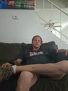yourMasterisBored's Webcam Show
