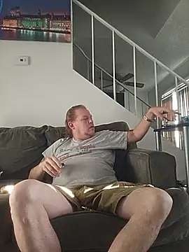 yourMasterisBored's Webcam Show