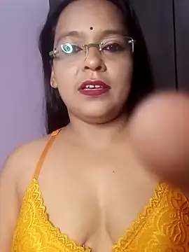 hornyrosy321 网络视讯表演