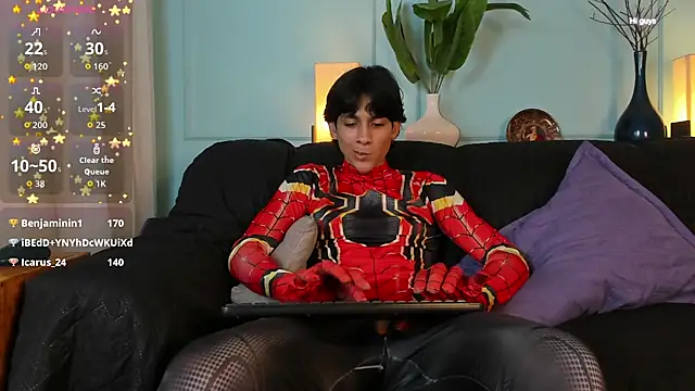 Cheys_Mast: διαδικτυακό σόου στην κάμερα