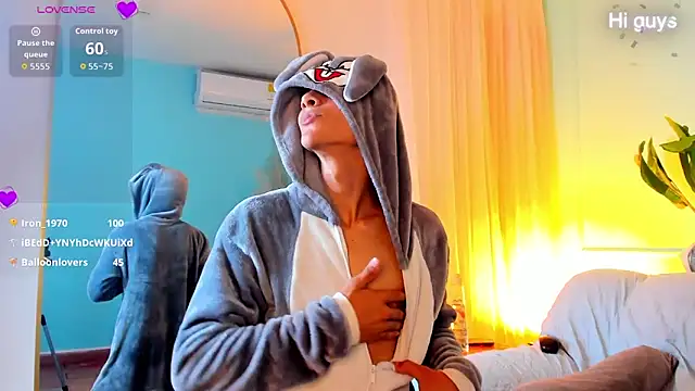 Cheys_Mast Adlı Modelin Web Kamerası Şovu