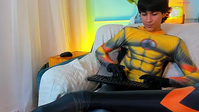 Show de Cheys_Mast na webcam