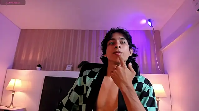 Show de Cheys_Mast na webcam