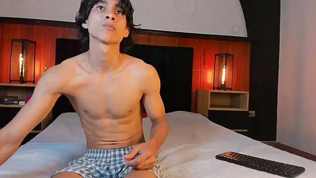 Chatroom XXX en direct de Cheys_Mast