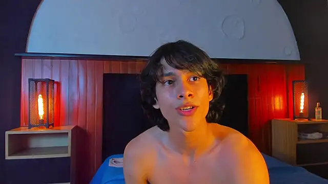Cheys_Mast Show in webcam