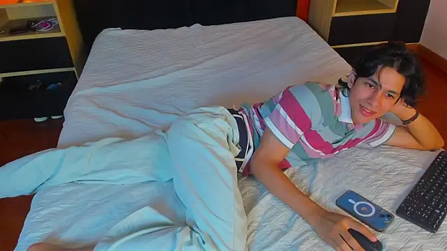 Cheys_Mast's Webcam Show