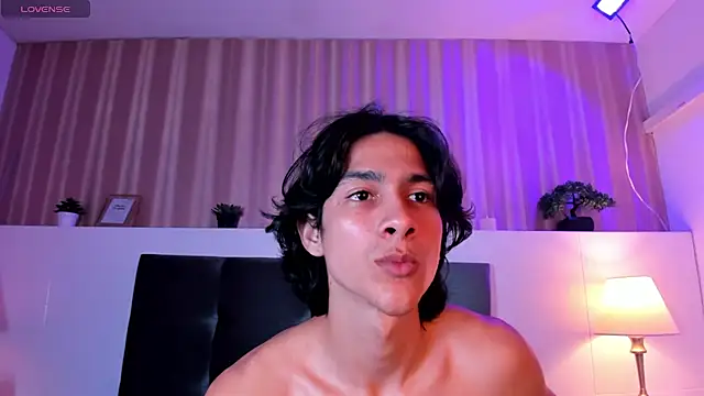Cheys_Mast 网络视讯表演