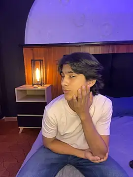 Show de Cheys_Mast na webcam
