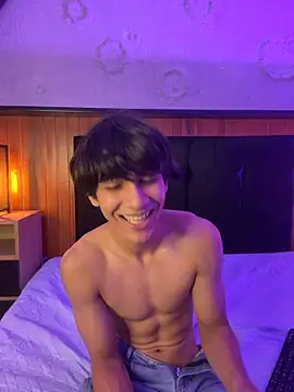 Cheys_Mast's Webcam Show