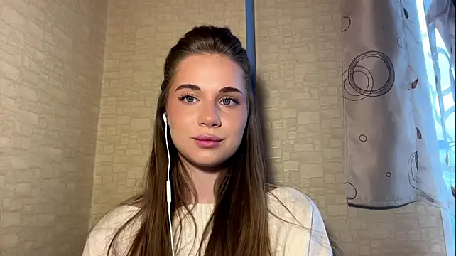 Miss_Blessnythn Webbikameraesitys