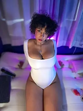 SamaraDesire's Live XXX Chat