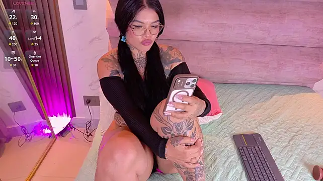 Chat +18 de madyson_fox ao vivo