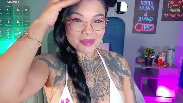 madyson_fox élő XXX-chatje