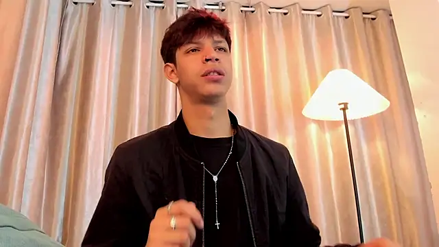 Ethan_qop's Webcam Show